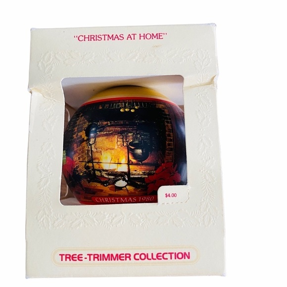Vintage Hallmark Holiday Greetings Christmas At Home Ornament Dated 1980 in Box